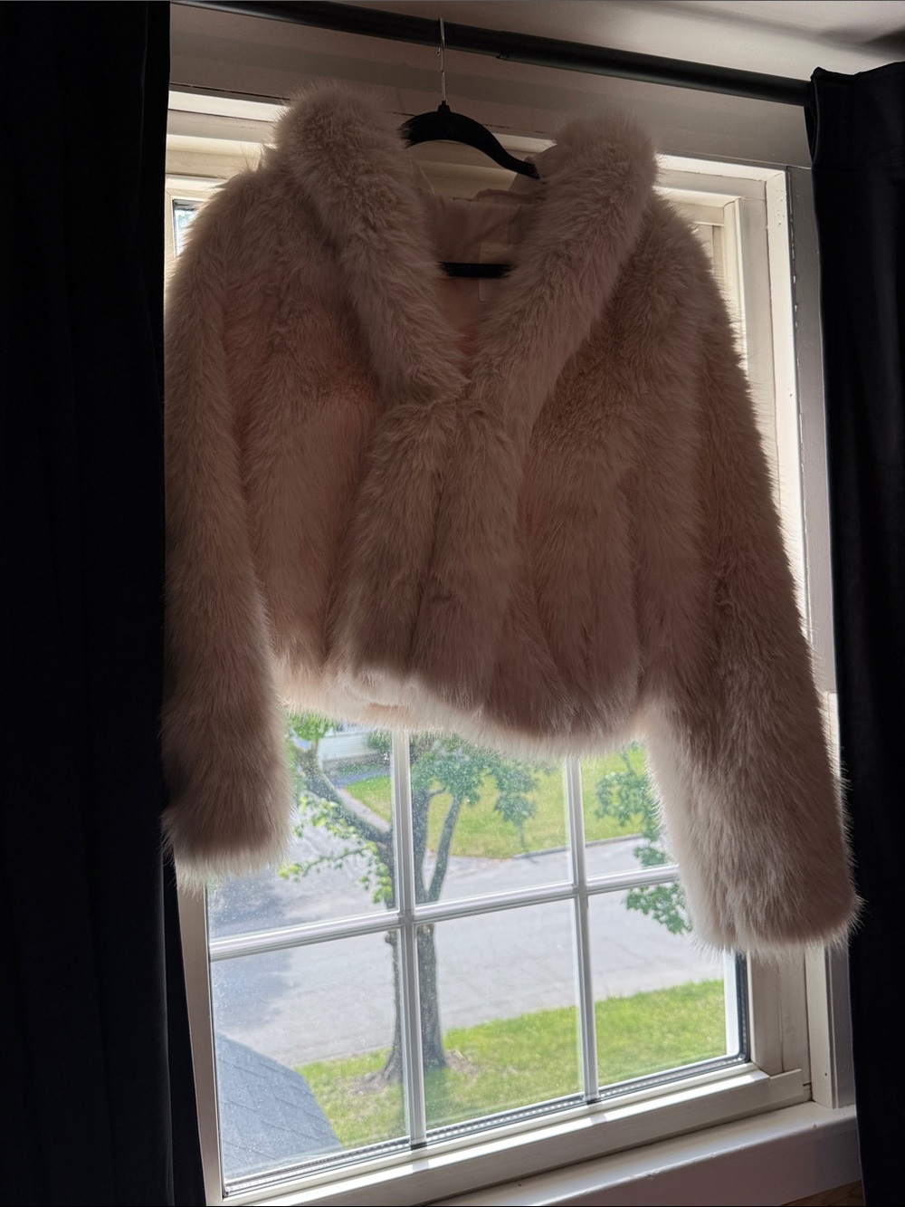 Avec Les Filles Blush Faux-Fur Hooded Cropped Jacket